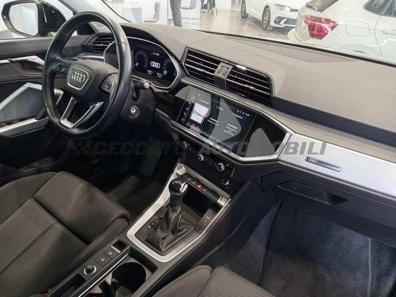 Audi Q3  II 2018 35 2.0 tdi S line edition s-tronic