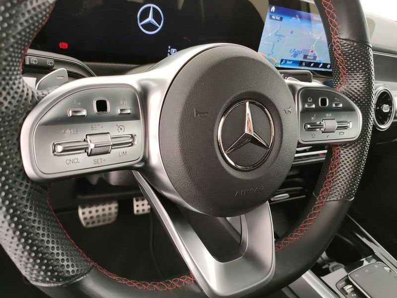 Mercedes-Benz   180 d Premium auto
