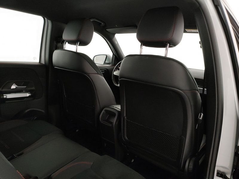 Mercedes-Benz   180 d Premium auto