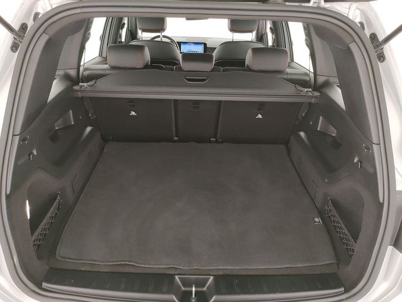 Mercedes-Benz   180 d Premium auto