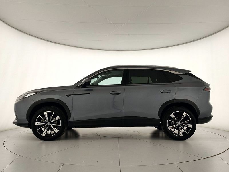 MG HS  1.5 Luxury auto