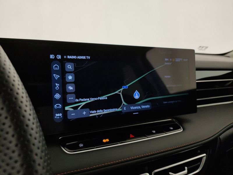 MG HS  1.5 Luxury auto