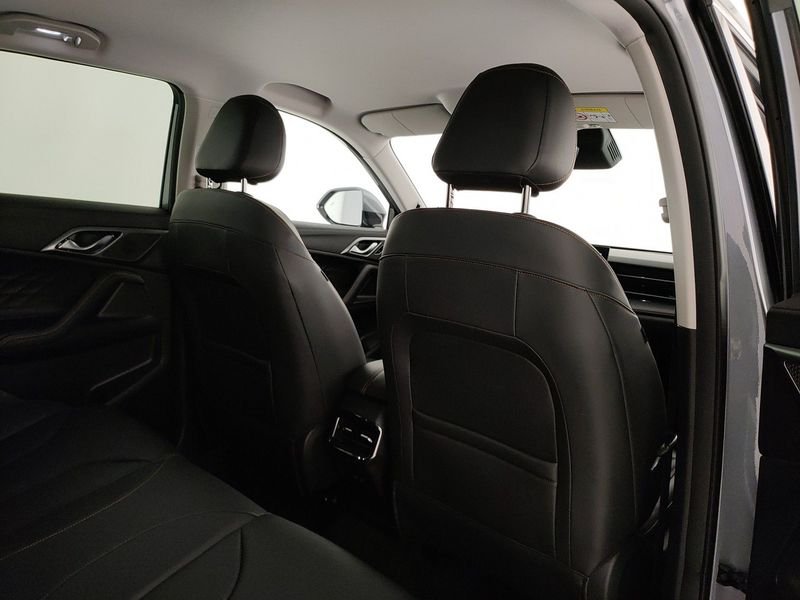 MG HS  1.5 Luxury auto