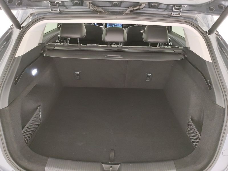 MG HS  1.5 Luxury auto