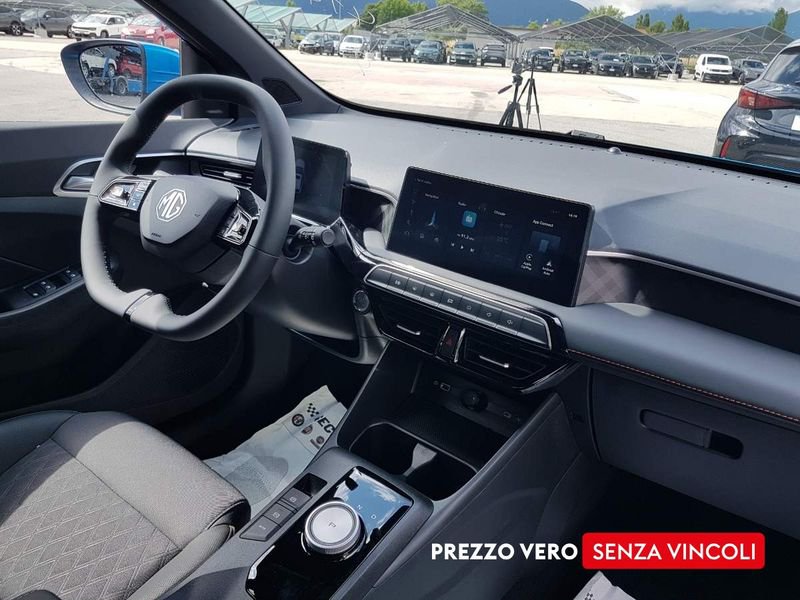 MG MG3  1.5 hybrid+ Luxury auto