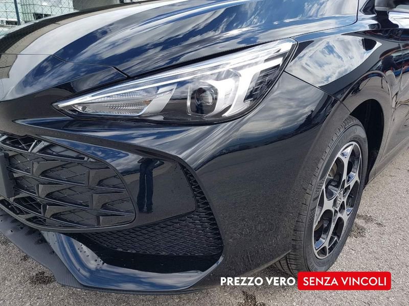 MG MG3  1.5 hybrid+ Luxury auto