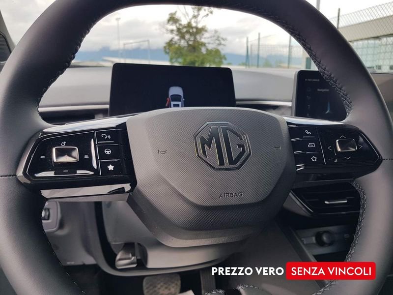 MG MG3  1.5 hybrid+ Luxury auto