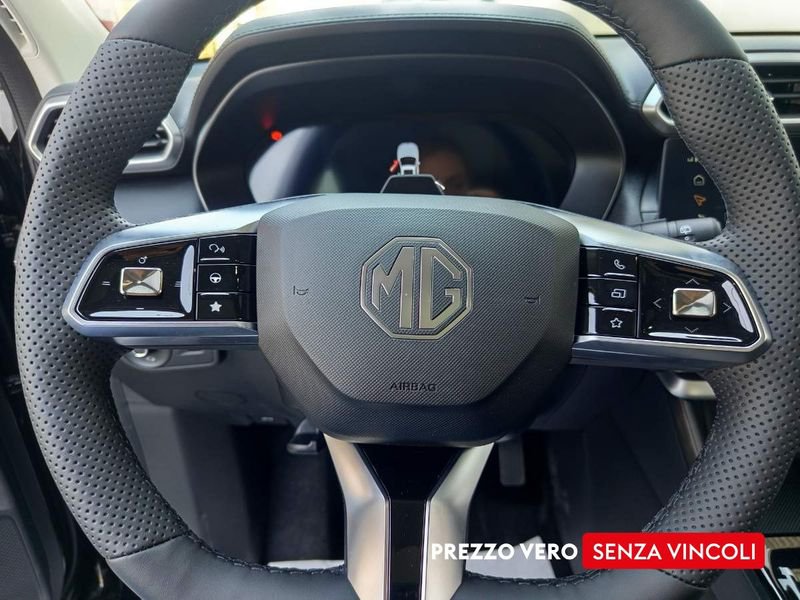 MG ZS  1.5 hybrid+ Luxury auto