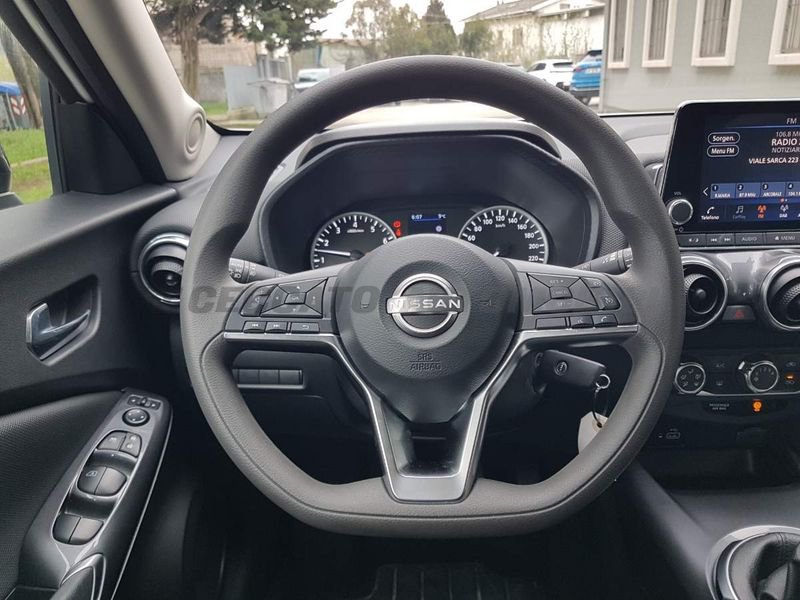Nissan Juke  1.0 DIG-T 114 CV Acenta