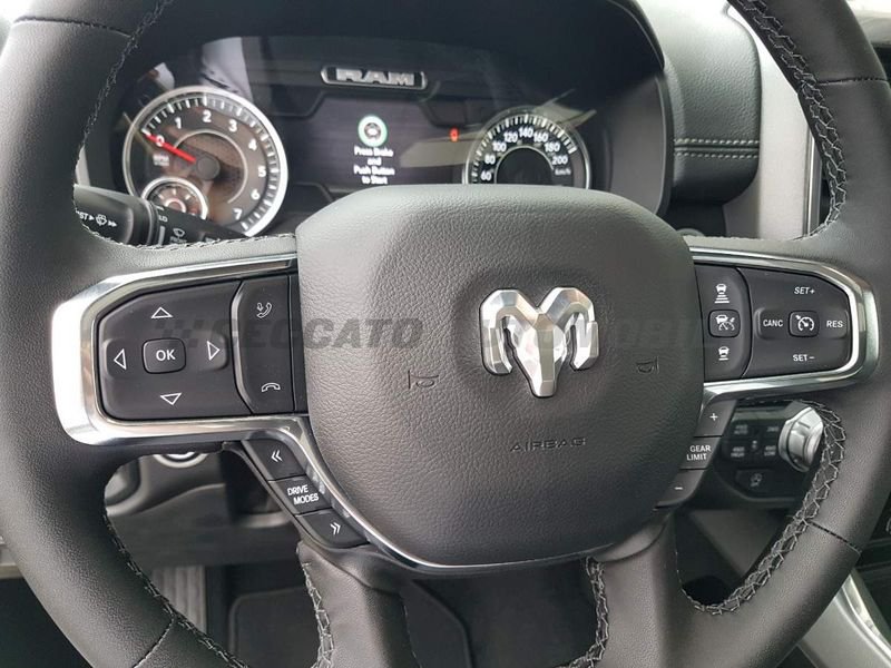 RAM 1500  LARAMIE RAM Crew Cab 4×4 Laramie Sport
