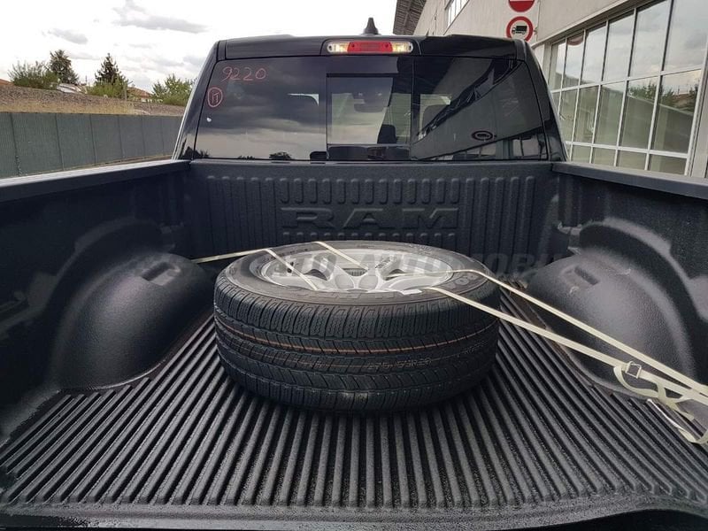 RAM 1500  LARAMIE RAM Crew Cab 4×4 Laramie Sport