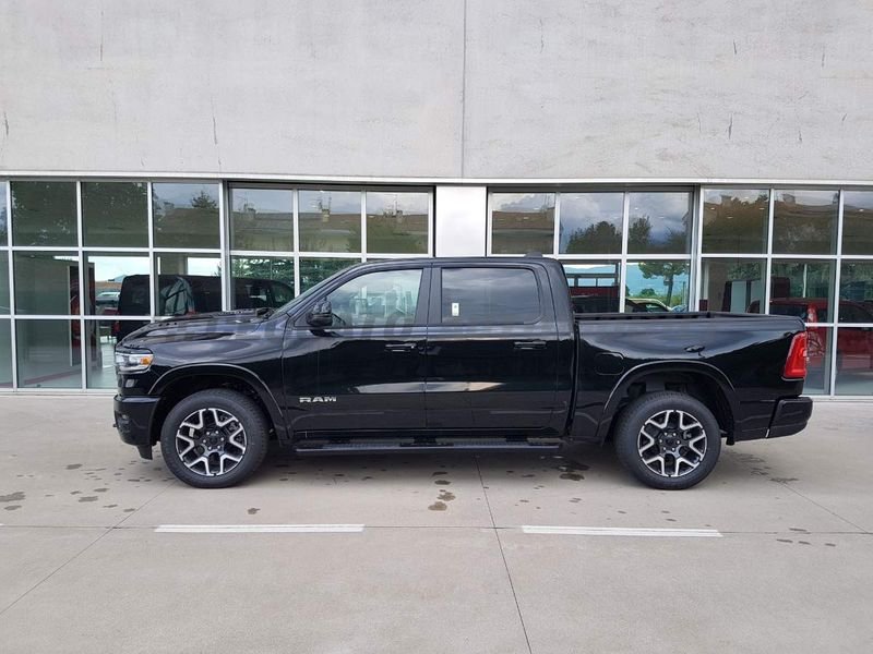 RAM 1500  LARAMIE RAM Crew Cab 4×4 Laramie Sport