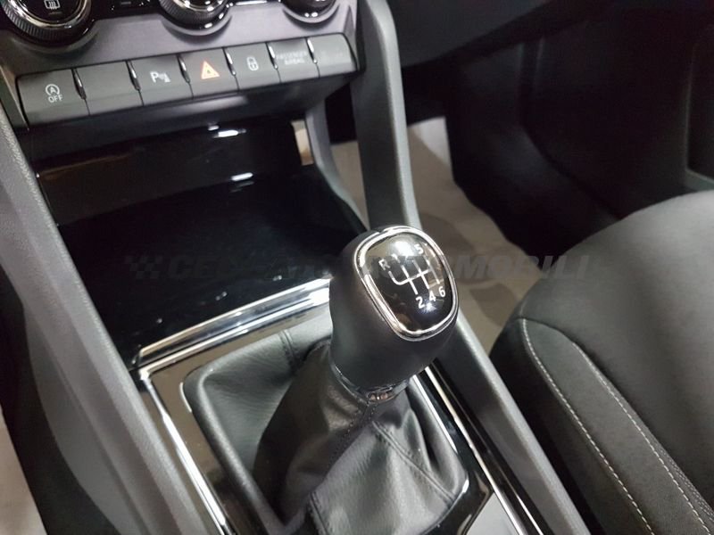 Skoda Karoq  2022 1.0 tsi Executive 110cv
