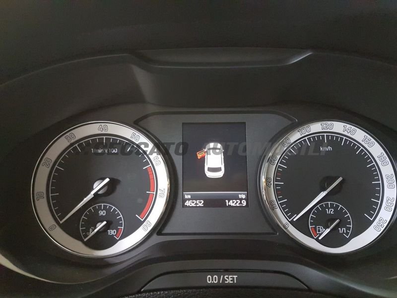 Skoda Karoq  2022 1.0 tsi Executive 110cv