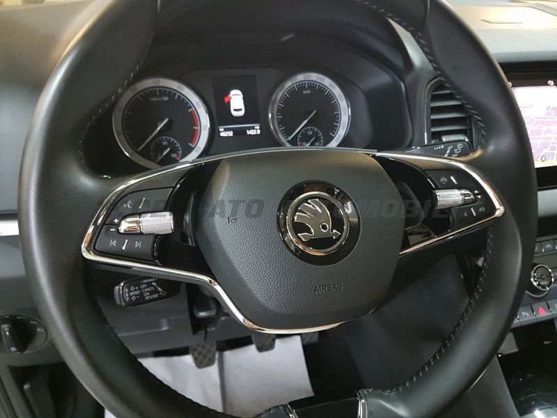Skoda Karoq  2022 1.0 tsi Executive 110cv