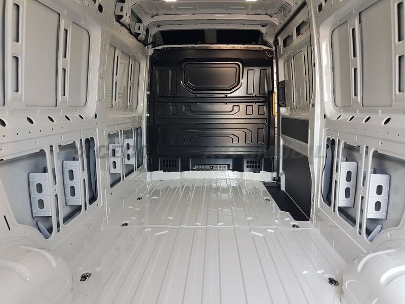 Volkswagen Crafter  VAN – TELAIO Van 35 L4H3 2.0 TDI 130 kW ant. man.