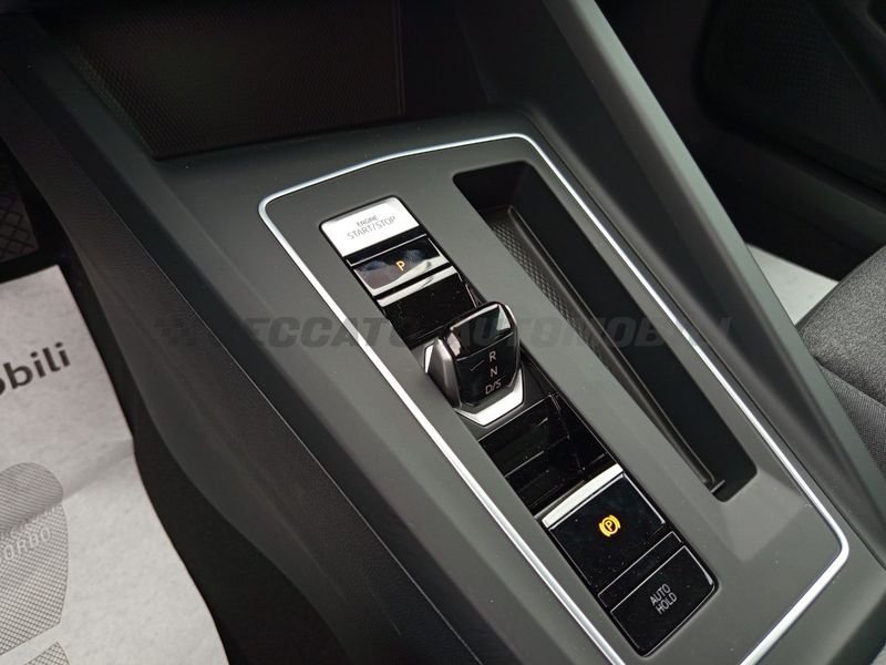 Volkswagen Golf  1.5 tsi ehybrid Edition Plus 204cv dsg