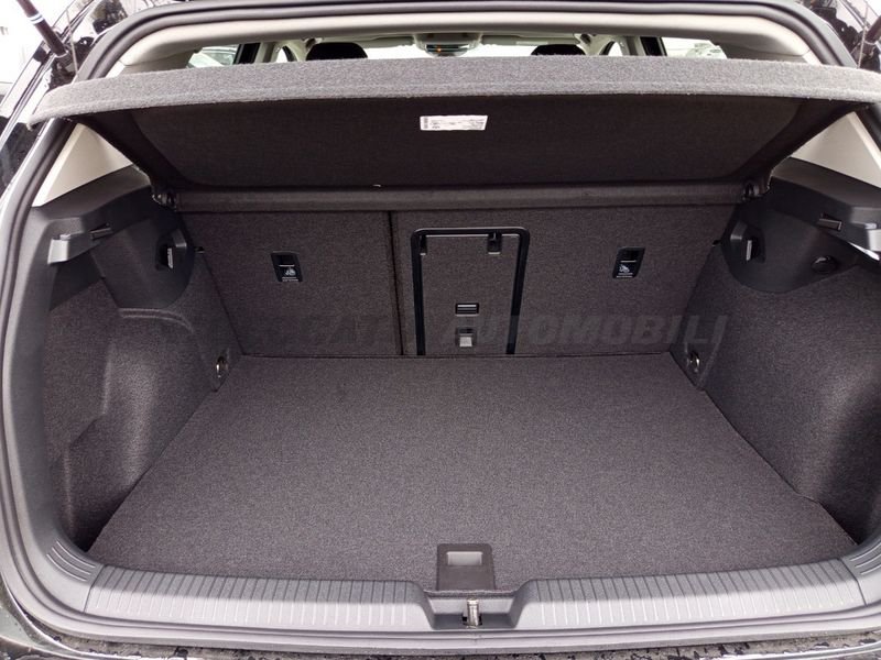 Volkswagen Golf  1.5 tsi ehybrid Edition Plus 204cv dsg