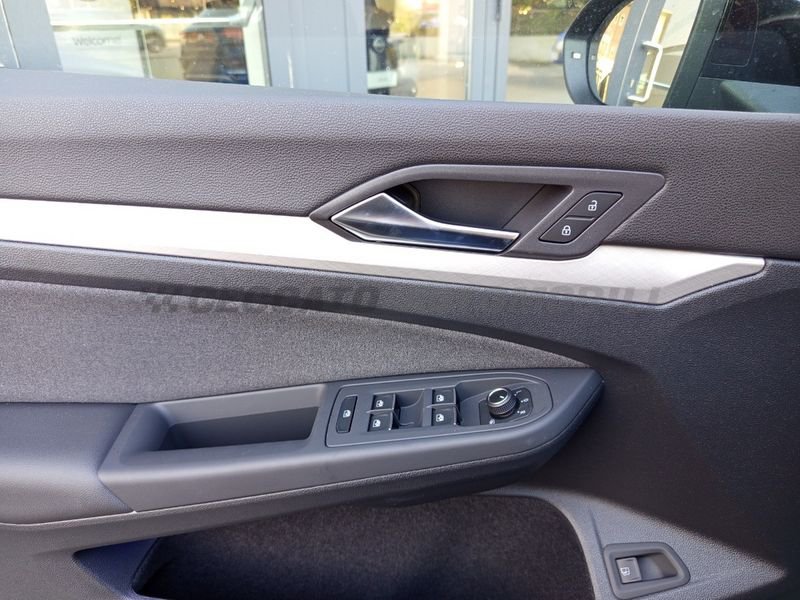 Volkswagen Golf  1.5 tsi ehybrid Edition Plus 204cv dsg