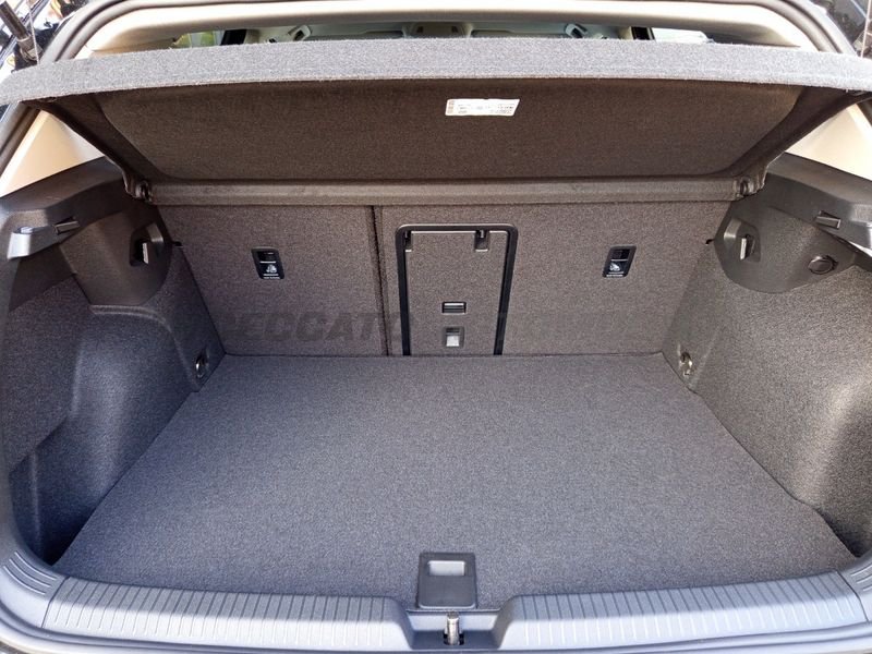 Volkswagen Golf  1.5 tsi ehybrid Edition Plus 204cv dsg