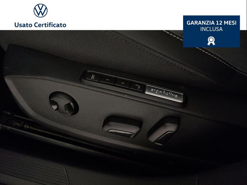 Volkswagen Golf  2.0 tdi Style 150cv dsg