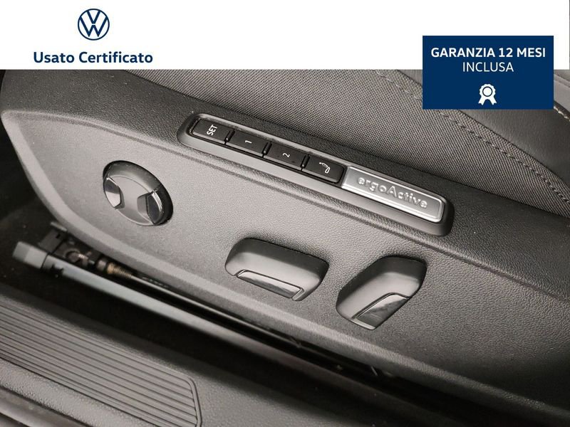 Volkswagen Golf  2.0 tdi Style 150cv dsg