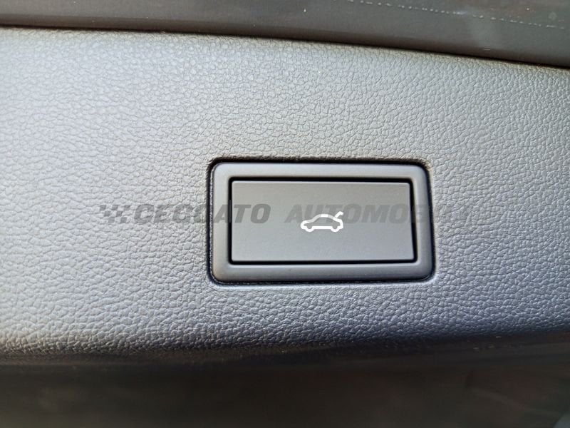Volkswagen Golf  Variant 2.0 tdi Edition Plus 150cv dsg