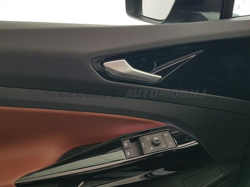 Volkswagen ID.5  77 kWh Pro Performance 204cv