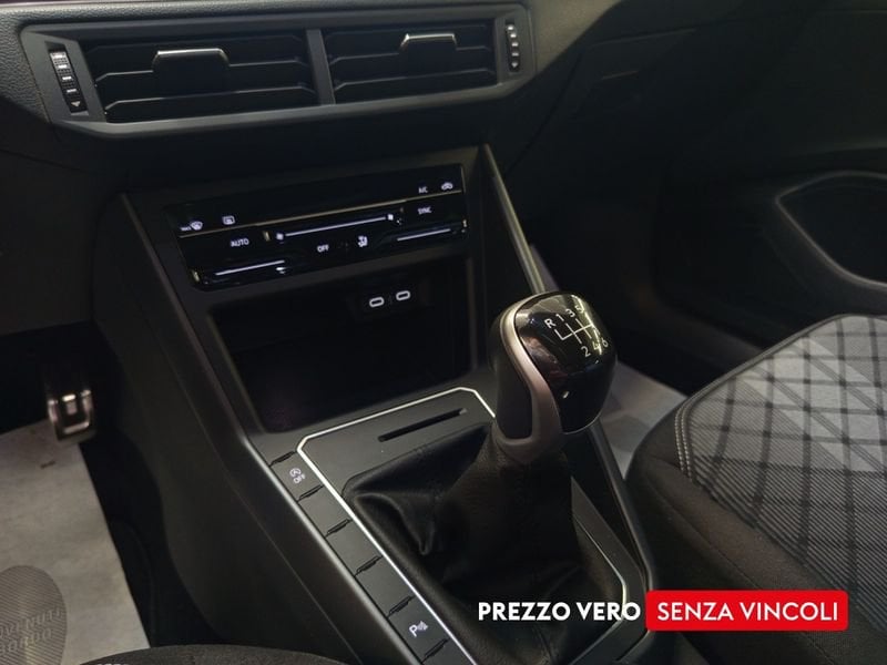 Volkswagen Taigo  1.0 tsi R-Line 110cv