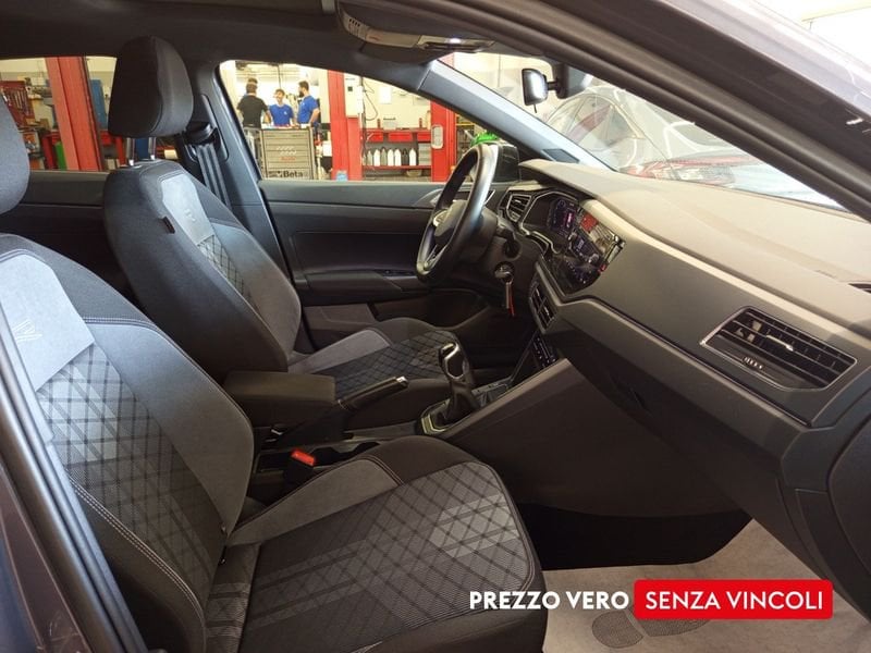 Volkswagen Taigo  1.0 tsi R-Line 110cv