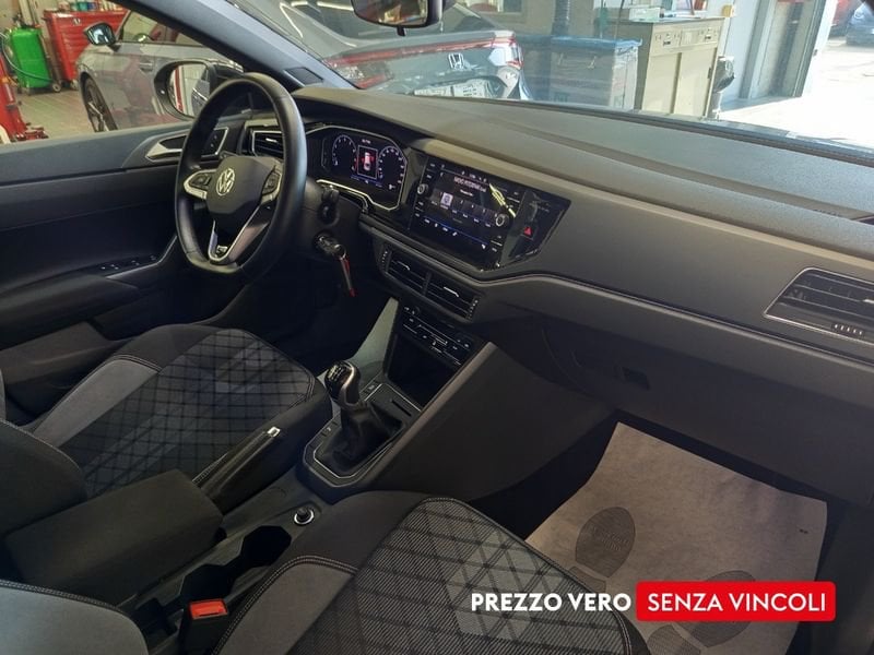 Volkswagen Taigo  1.0 tsi R-Line 110cv