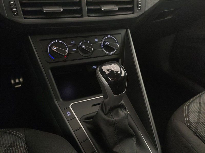 Volkswagen Taigo  1.0 tsi R-Line 110cv