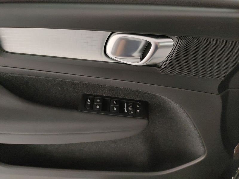 Volvo XC40  2.0 b3 Core auto