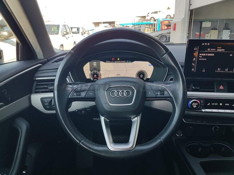 Audi A4  Avant 30 2.0 tdi mhev Business Advanced 136cv s-tronic