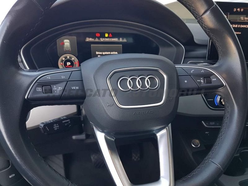 Audi A4  Avant 30 2.0 tdi mhev Business Advanced 136cv s-tronic