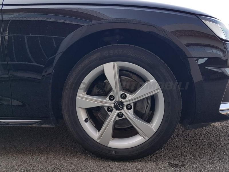 Audi A4  Avant 30 2.0 tdi mhev Business Advanced 136cv s-tronic