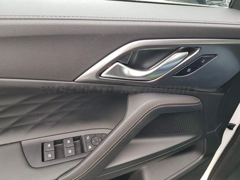 MG HS  1.5 phev Luxury auto