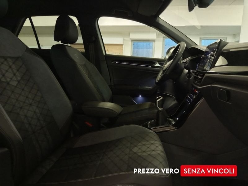 Volkswagen T-Roc  1.0 tsi R-Line 110cv