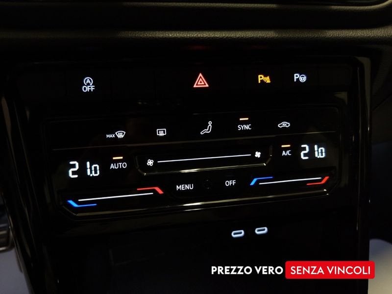 Volkswagen T-Roc  1.0 tsi R-Line 110cv