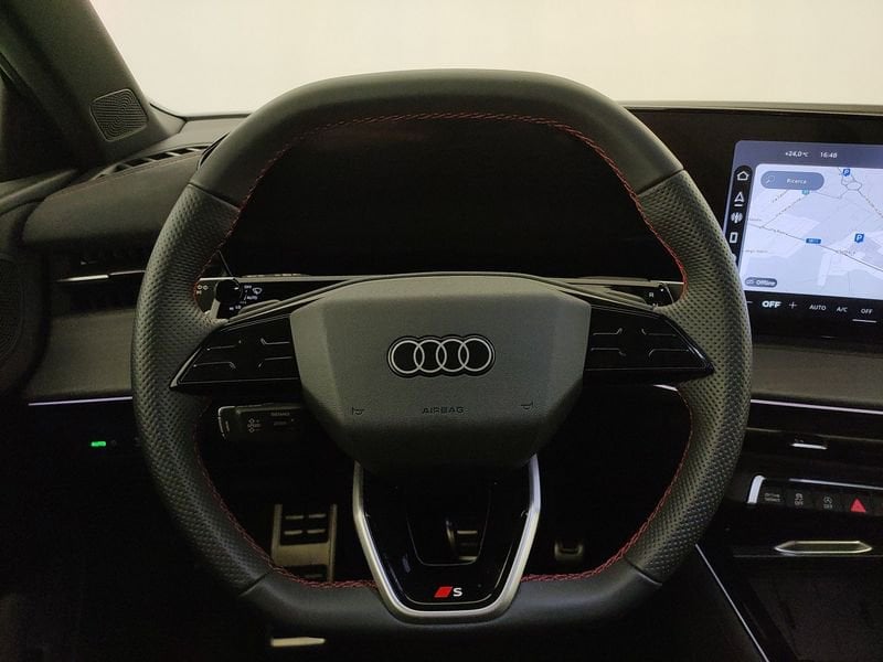 Audi Q3  1.5 tfsi mhev S line 150cv s-tronic