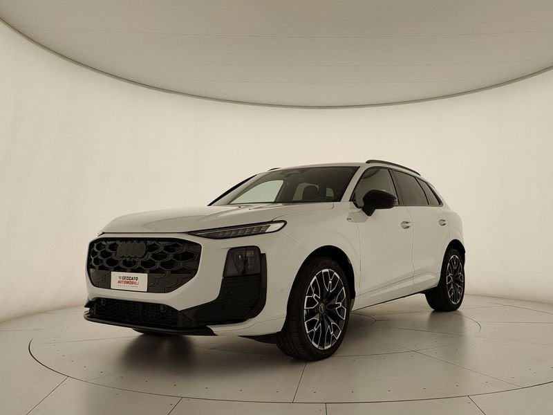 Audi Q3  1.5 tfsi mhev S line 150cv s-tronic