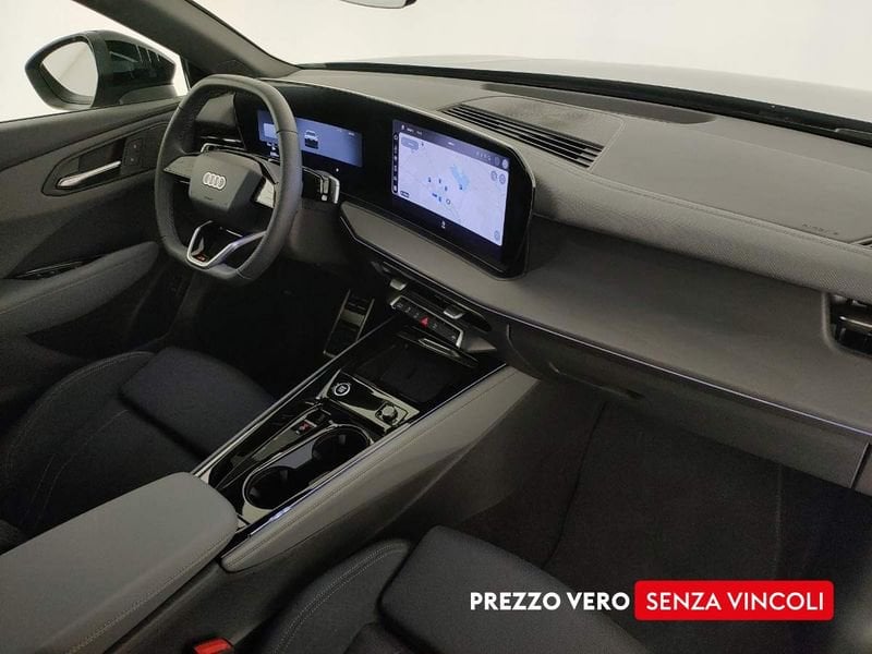 Audi Q3  2.0 tfsi S line edition quattro 204cv s-tronic
