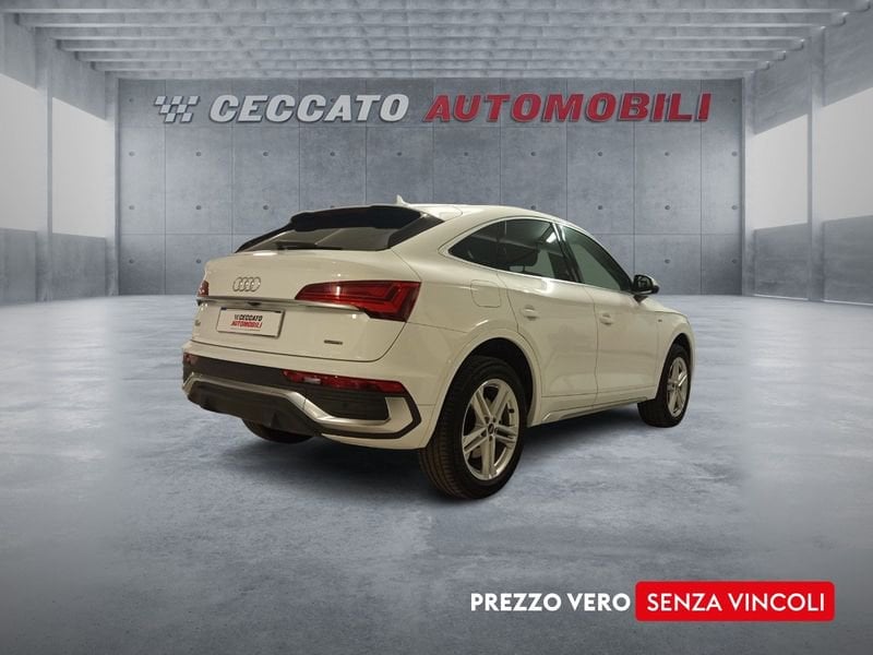 Audi Q5  Sportback 40 2.0 tdi mhev 12V S line quattro s-tronic