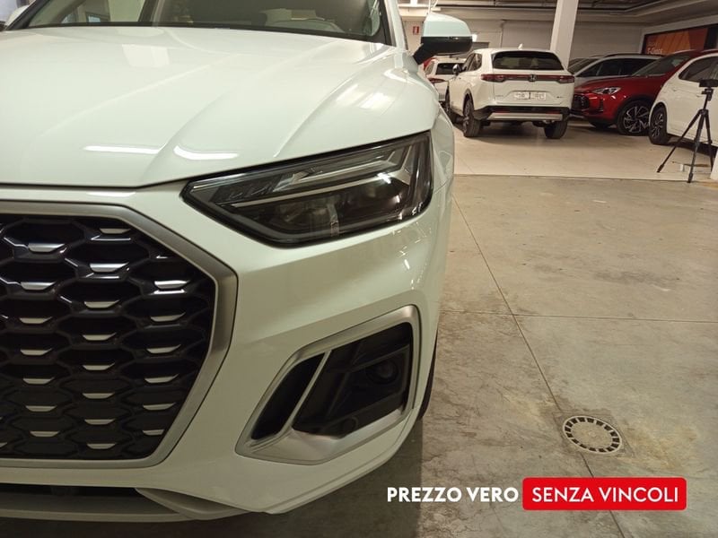 Audi Q5  Sportback 40 2.0 tdi mhev 12V S line quattro s-tronic