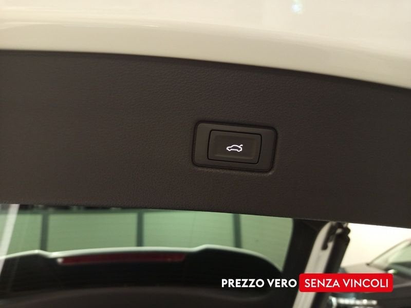 Audi Q5  Sportback 40 2.0 tdi mhev 12V S line quattro s-tronic