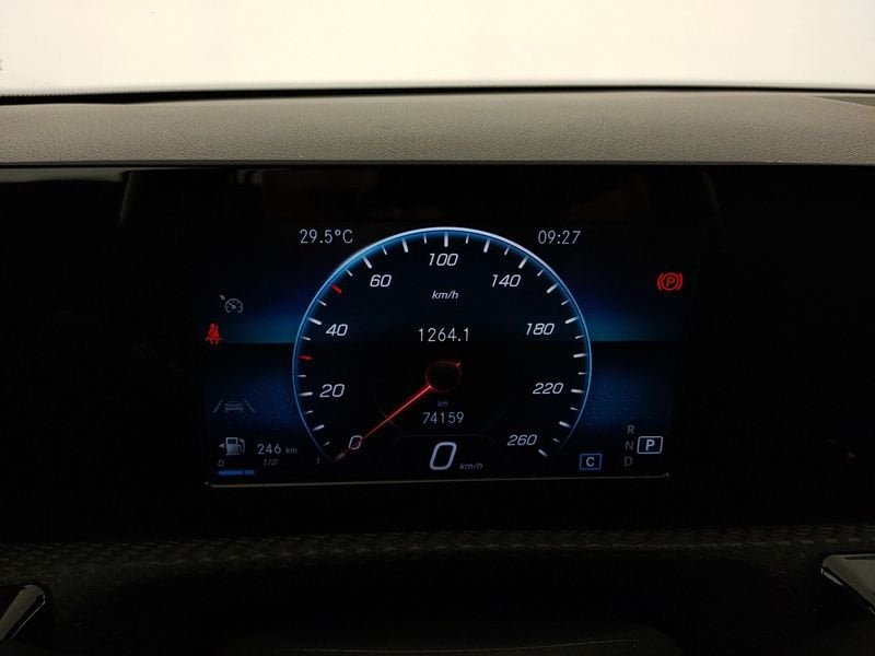 Mercedes-Benz   A 180 d Automatic Business Extra
