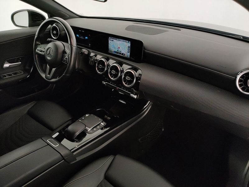 Mercedes-Benz   A 180 d Automatic Business Extra