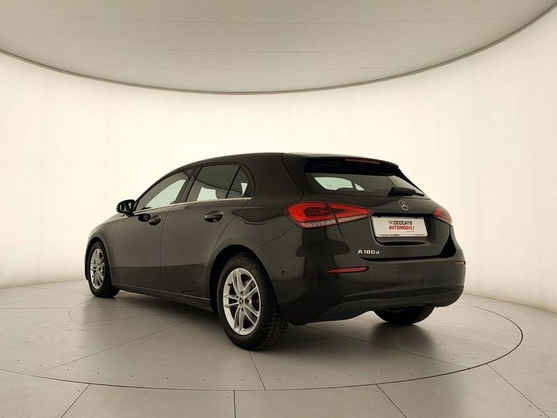 Mercedes-Benz   A 180 d Automatic Business Extra