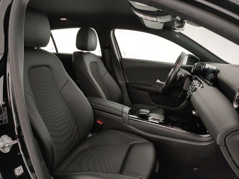 Mercedes-Benz   A 180 d Automatic Business Extra