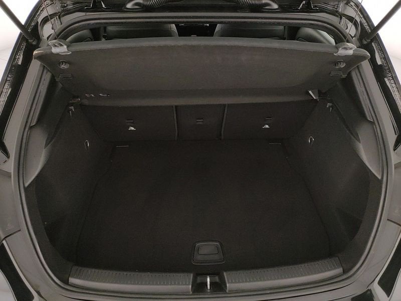 Mercedes-Benz   A 180 d Automatic Business Extra